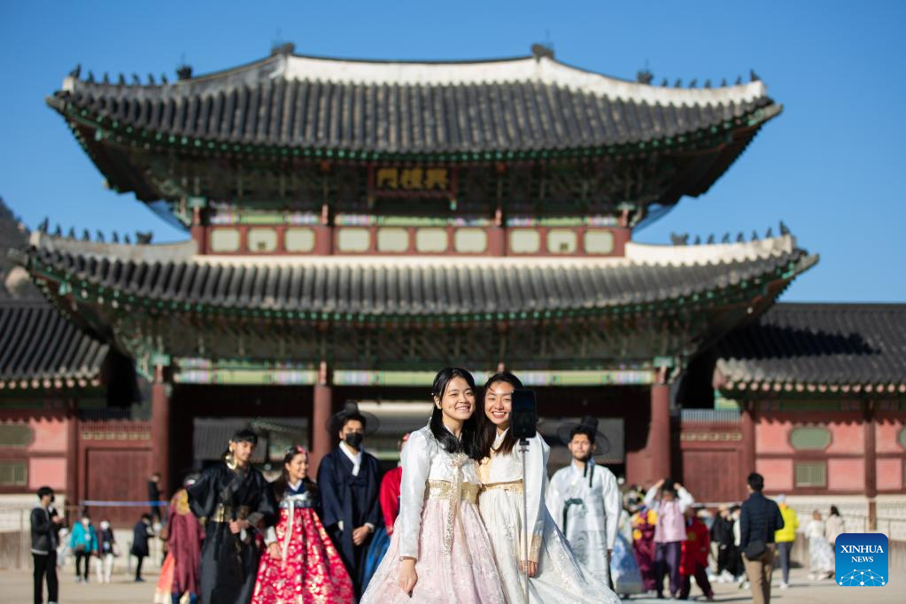 Gyeongbokgung Palace thumbnail